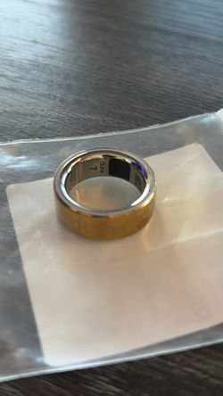 Oura Ring 4 (Size 7 - Gold)
