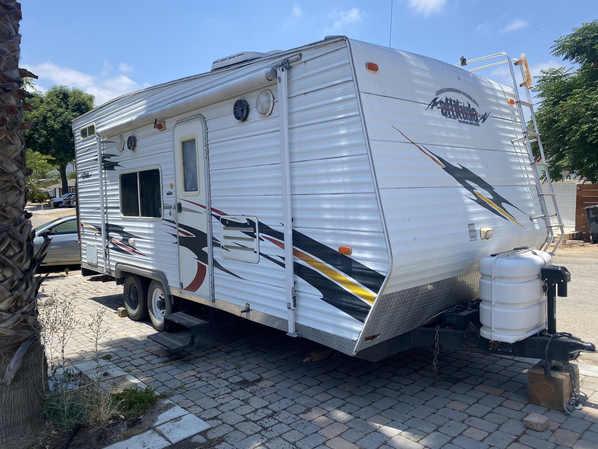 2006 Attitude Toy Hauler