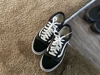 Woman Vans size 7.5