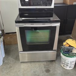 Whirlpool Electric Stove/Oven