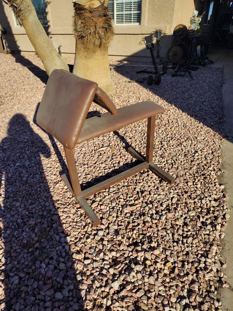 Preacher Curl Bench..... Heavy Duty