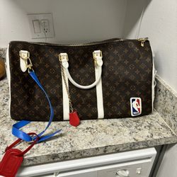 LV PURSE (NBA SPECIAL EDITION)