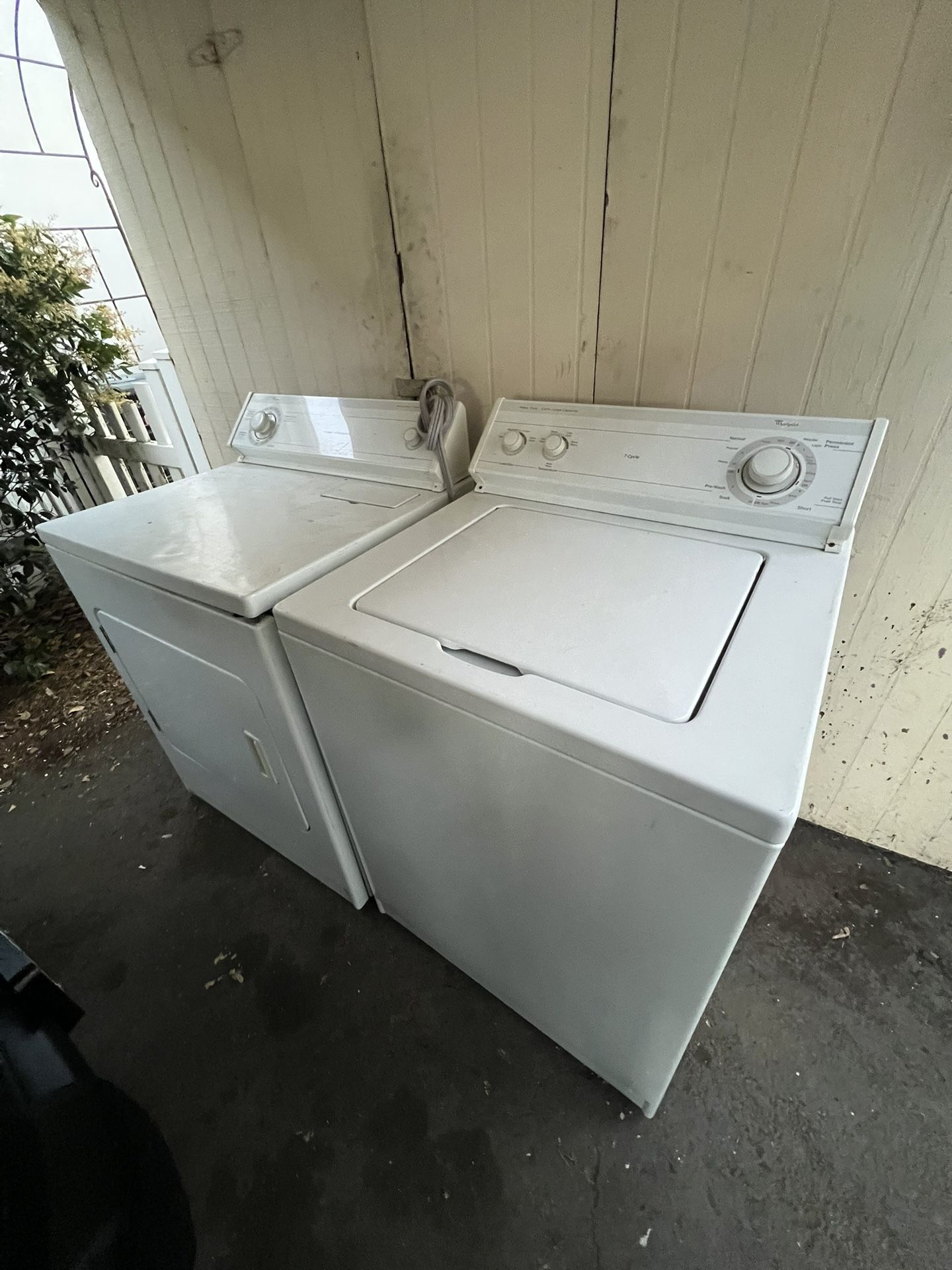 Whirlpool Washer And dryer