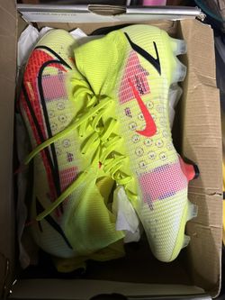 Soccer Shoes 