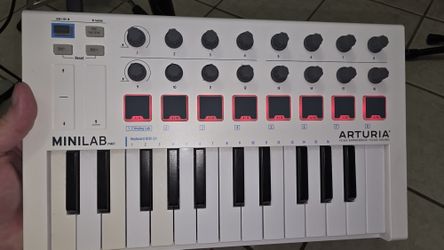 Arturia Minilab MK2 MIDI Keyboard