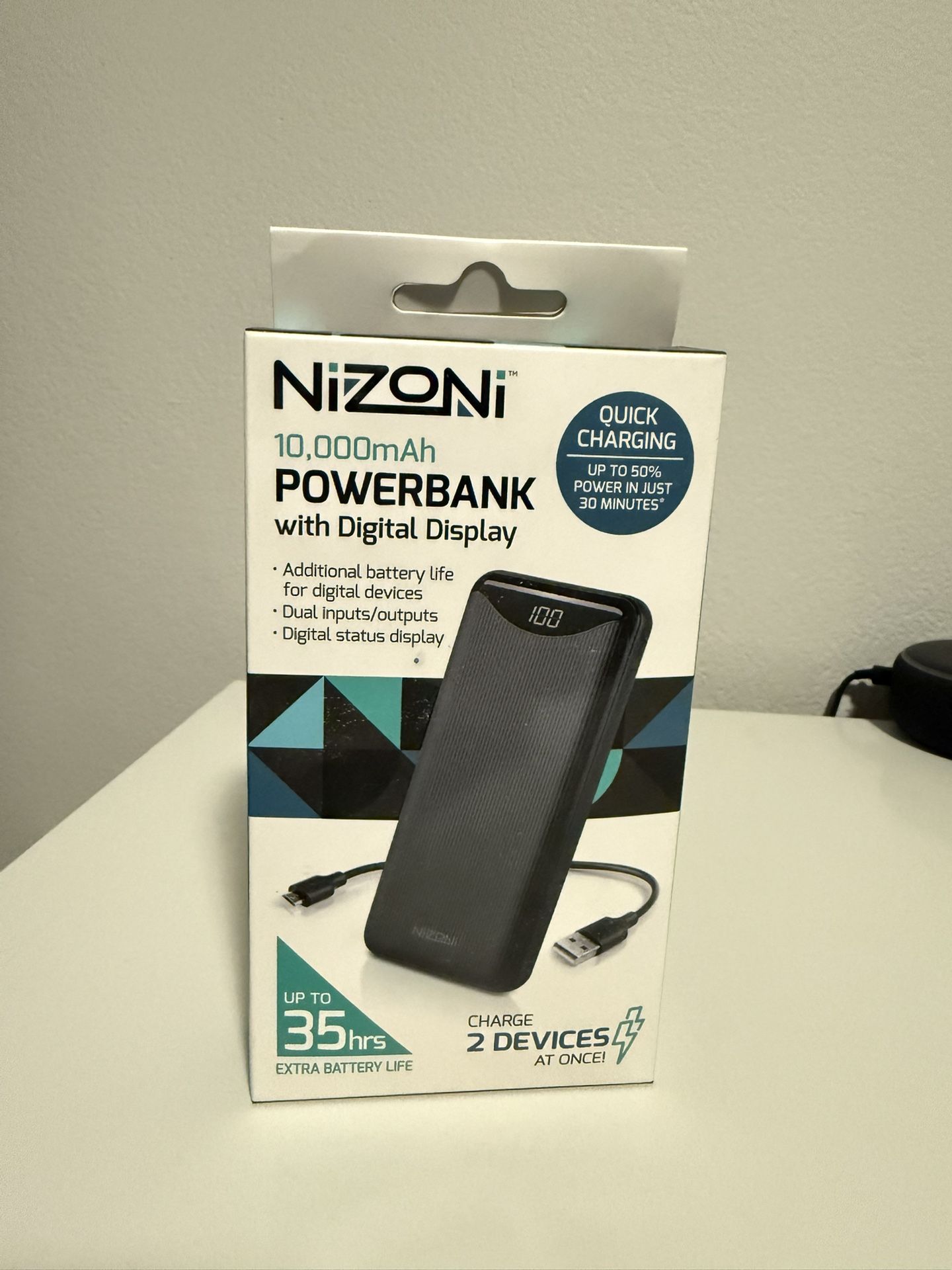 Nizoni 10000 mAh Powerbank with Digital Display Color Black