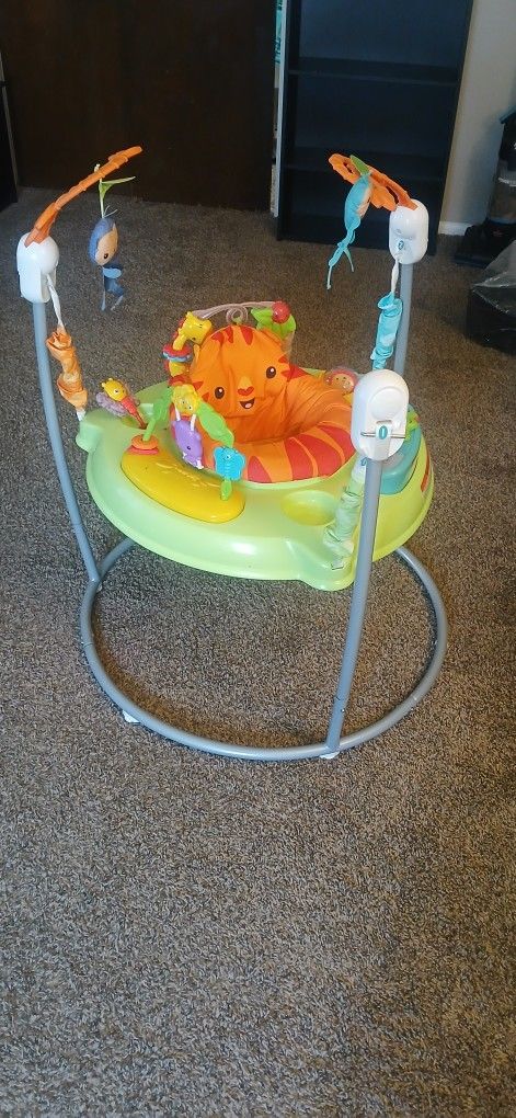 Fisher-Price Roarin Rainforest Jumperoo