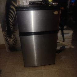 Stainless Steel Mini Fridge 