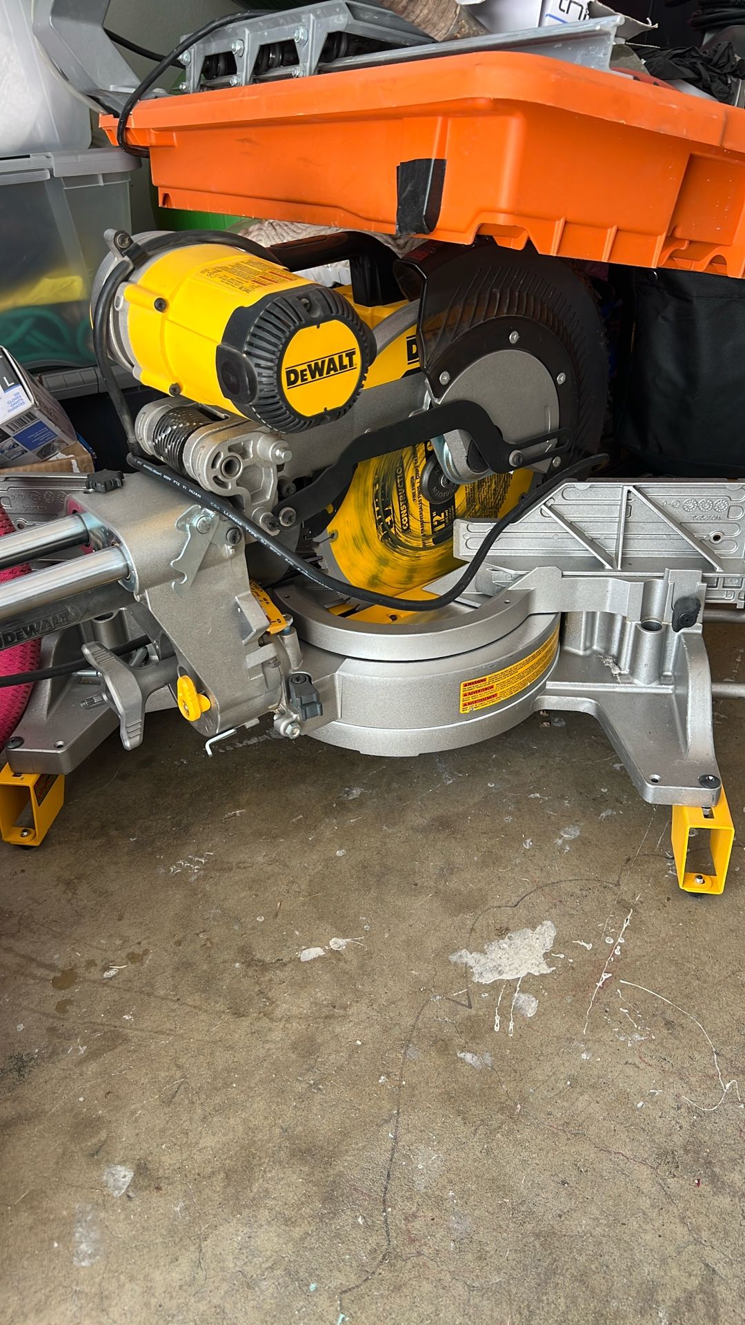 Dewalt
