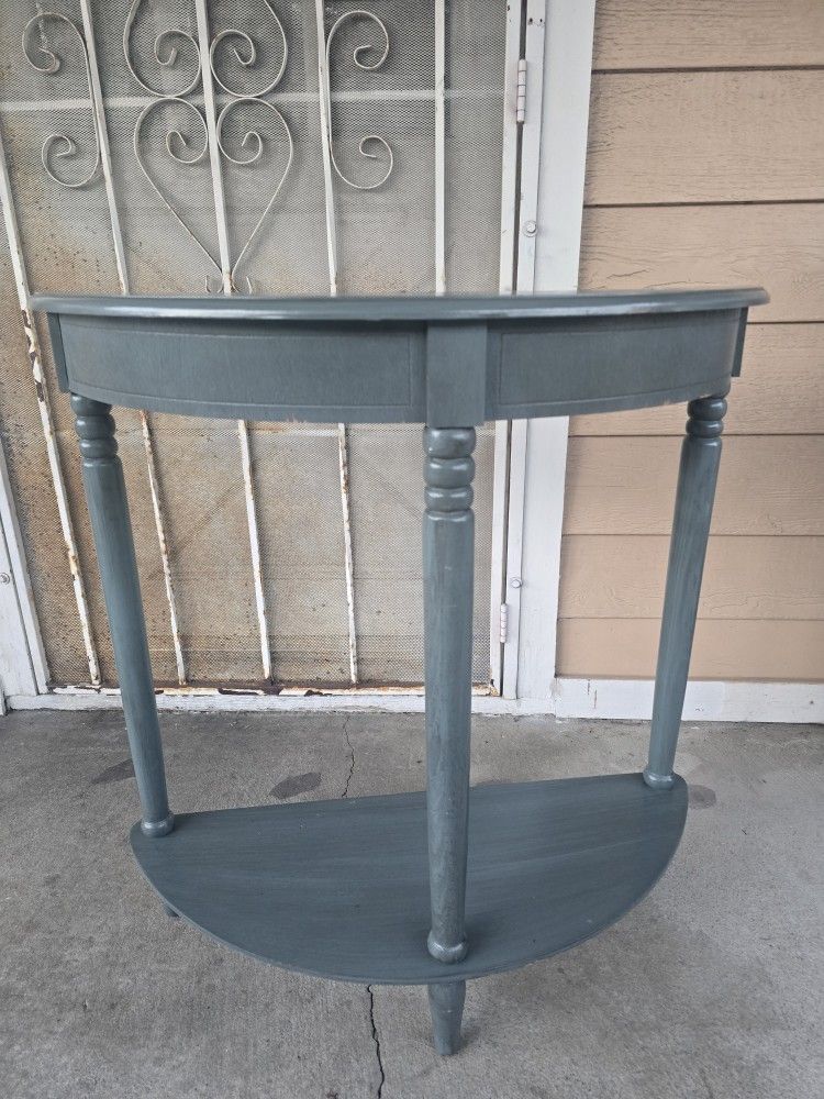 Table/ Stand