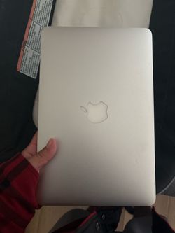Apple Laptop