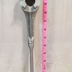 @CHV.  ALUMINUM CAST RIEKE CORP DRUM WRENCH  w169
