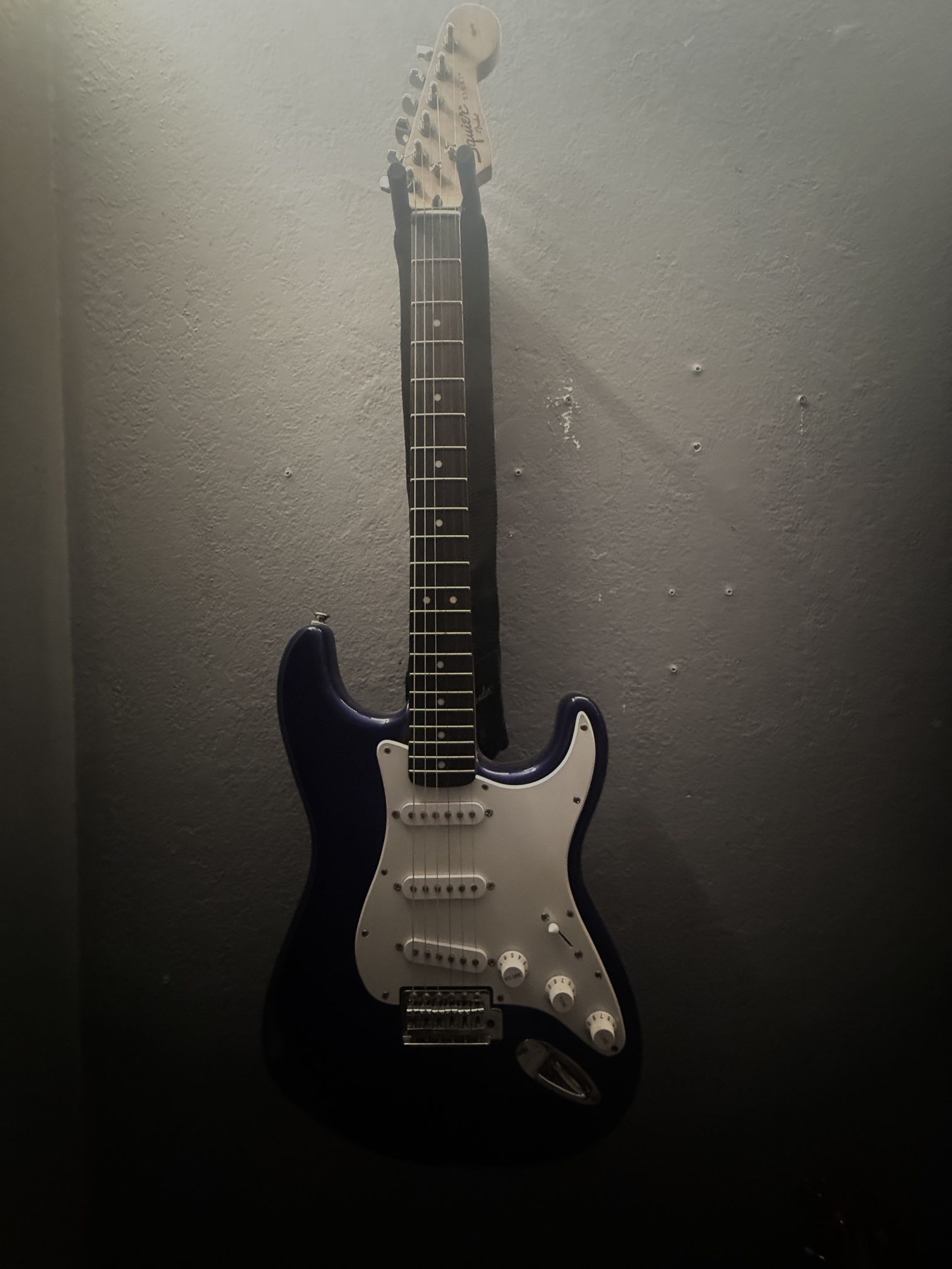 6 String guitar(Squier Fender),4 String Bass( Gio Ibanez)