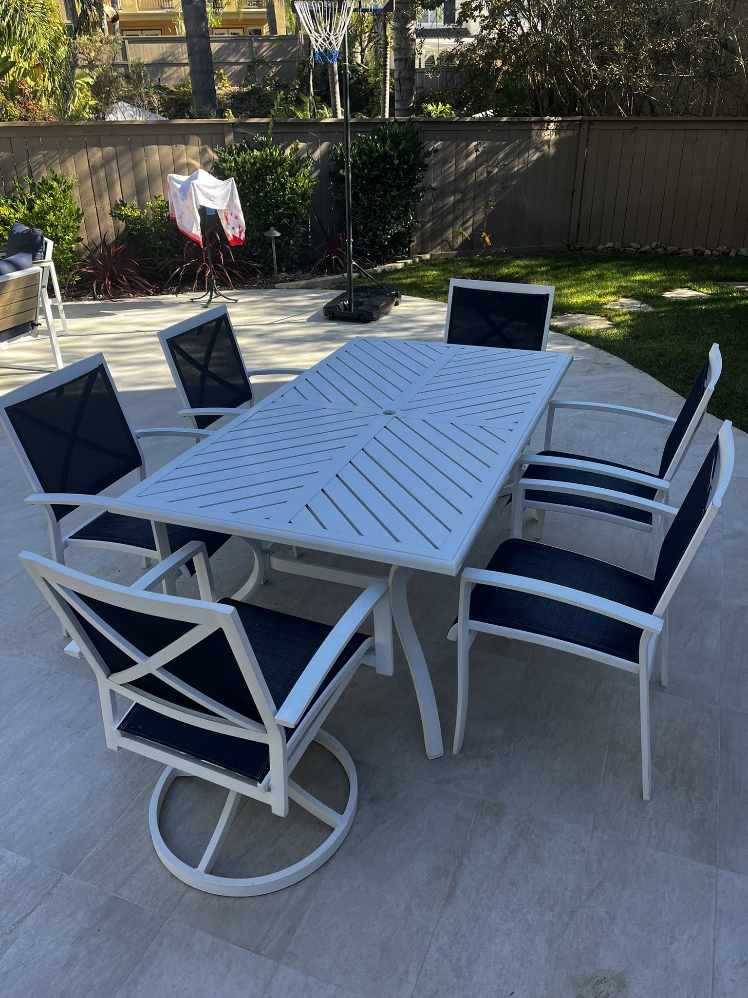 Outdoor Dining Table 