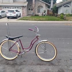 "26" Girls Schwinn Bike 