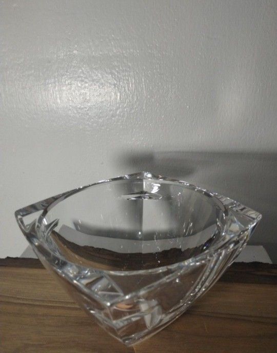 VINTAGE WATERFORD CRYSTAL BOWL 7.5"×5.5"×3.5" - F1000