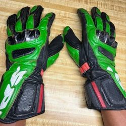 Spidi gloves and spidi beltbag