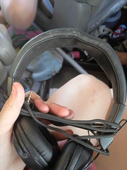 Handphones