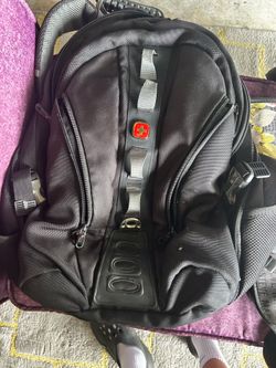 SWISSGEAR BLACK BACKPACK