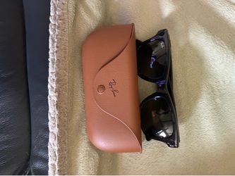 Ray-bans meta glasses