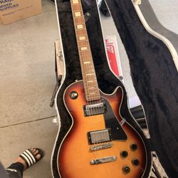 Les Paul Guitar With Case