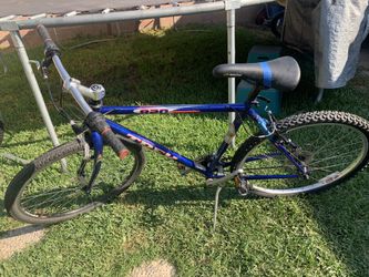 Trek 820 Mountain Bike Singletrack, Frame 19.5" 26" Wheels