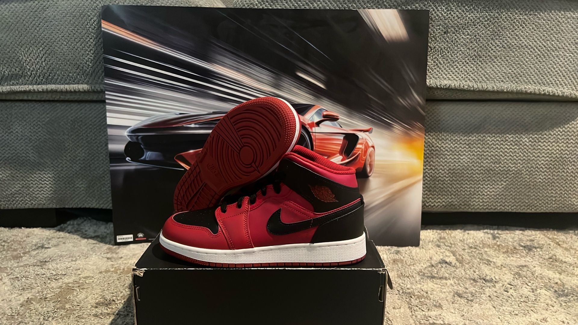 Jordan 1’s /Chicago Red & Black 6Y