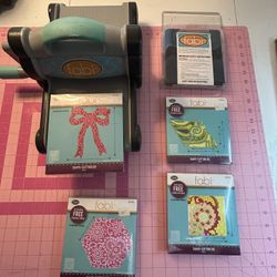 Fabi Machine With 11 Sizzix Dies