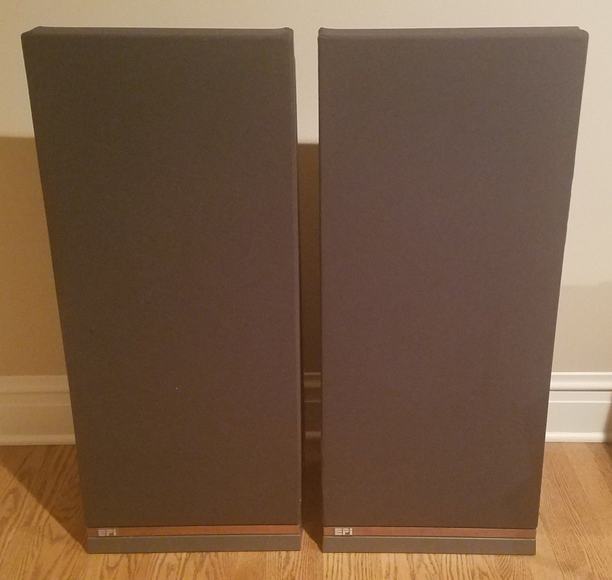 EPI 150 Series 3 Tower Speakers