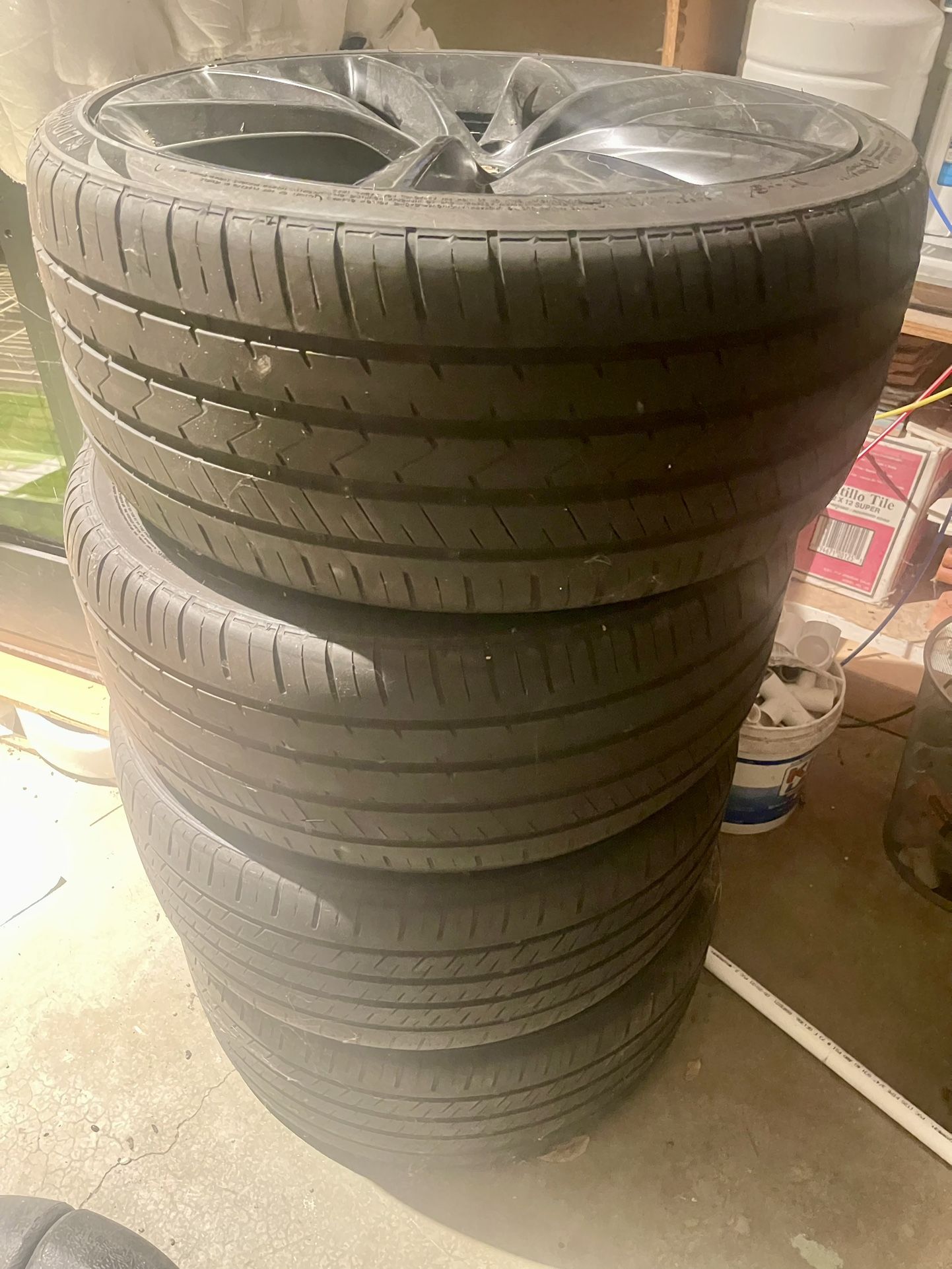 Set of 4 used wheels with tires