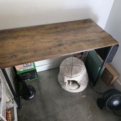 Small Desk With Side Organizer 
