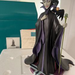 Walt Disney Classic Collection Maleficent NIB 
