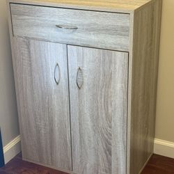 Light Wood Storage Cabinet – Good Condition