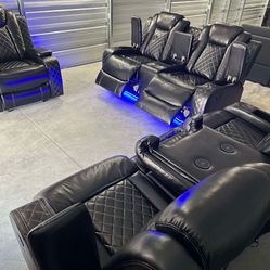 Brand New Sofa Loveseat And Recliner Set