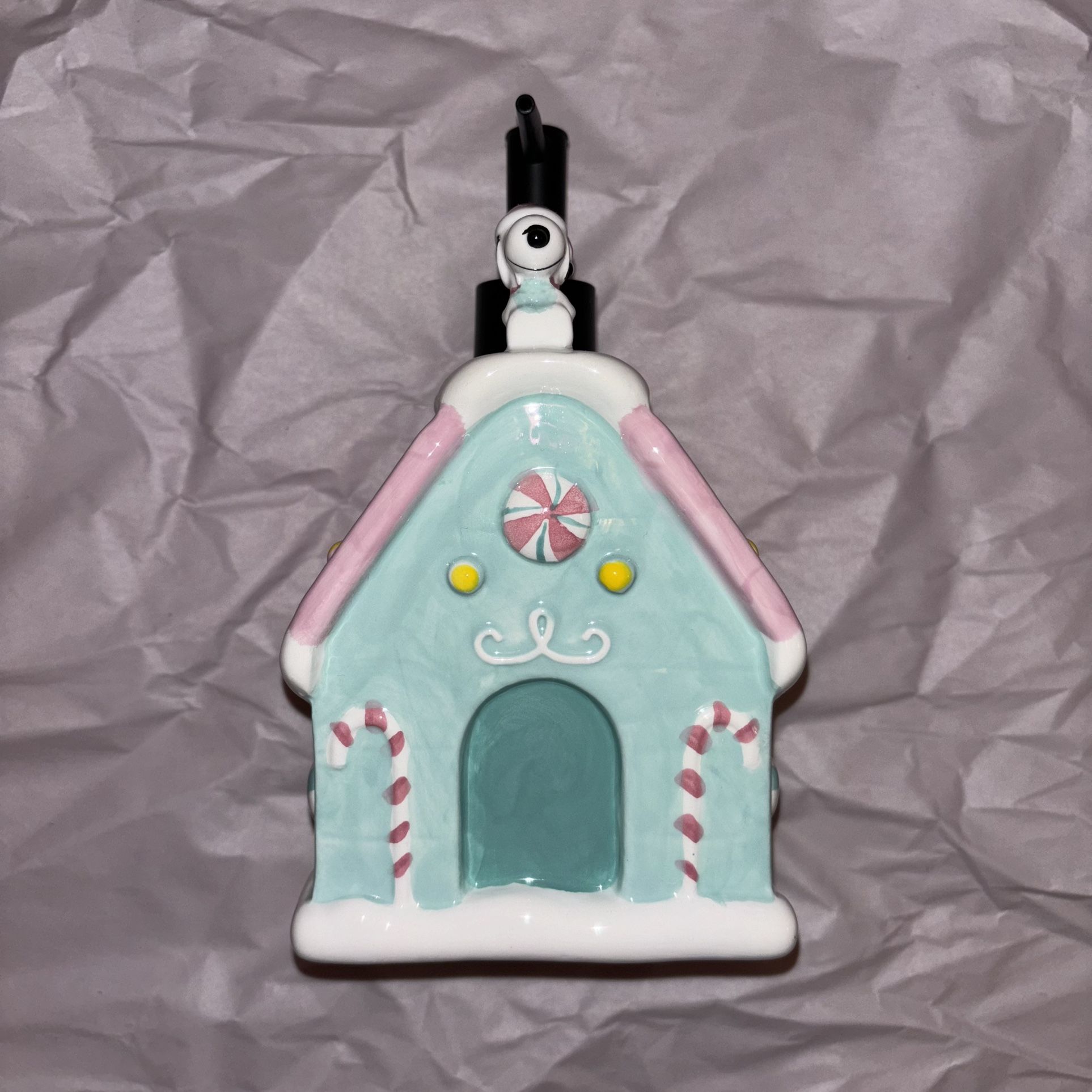 Peanuts/snoopy Christmas Soap Dispenser House