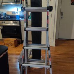Little Giant Ladders M17 Multi 18-ft Reach Type 1A - 300 lbs. Load Capacity Telescoping Multi-Position Ladder