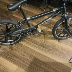 20” MONGOOSE BIKE 120$