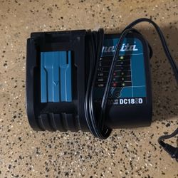 Makita 18v Battery Charger 