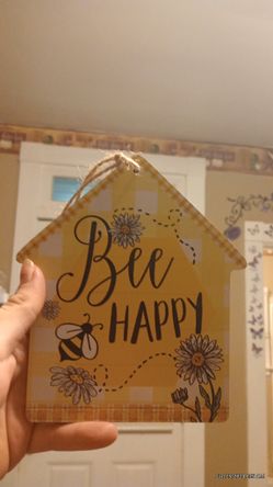 Bee Happy Sunflower Decor