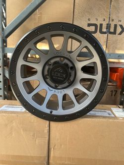 17” lock off-road YOSEMITE matte grey face BLK LIP 6x139