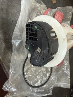 OEM ORIGINAL HC34-5J229-AC Diesel Exhaust Fluid (DEF) Pump – Genuine OEM