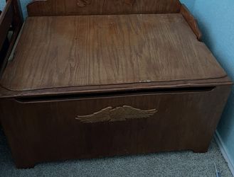 Solid Oak Storage Chest / Toy Box / Gear Trunk - 35"