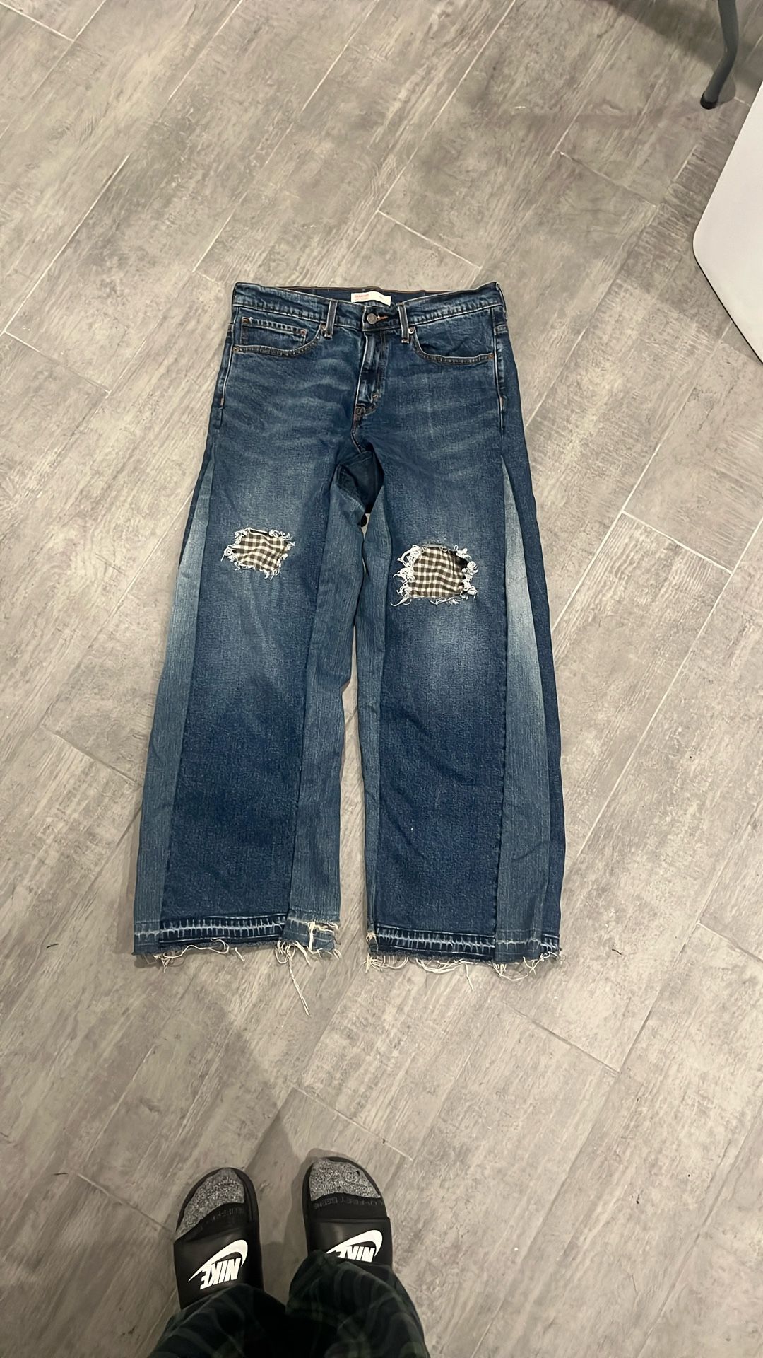 Levis blue jeans 32x32