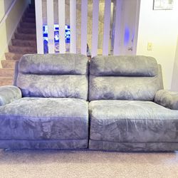 Recliner Couches 