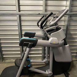 Precor Fitness AMT 835 