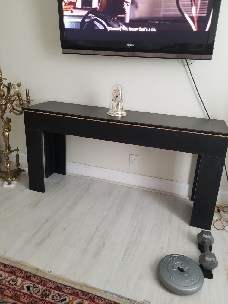Solid wood Console table