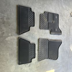 2019 Chevy 2500HD Floor Mats