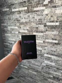 Valentino cologne