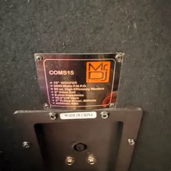 https://offerup.com/redirect/?o=TXIuREo= Speakers