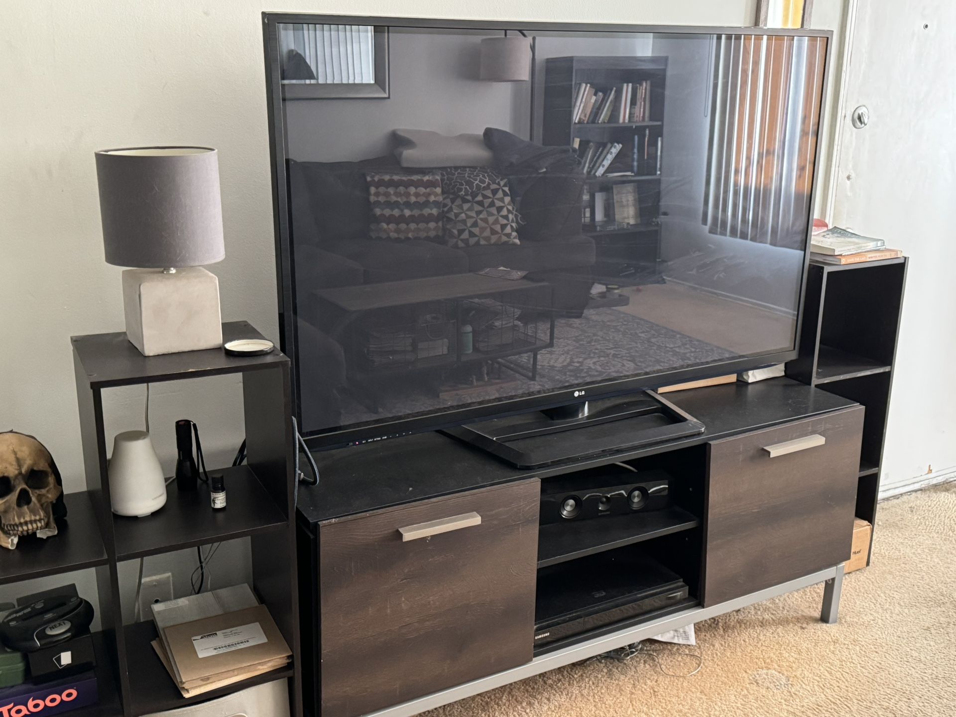 LG 60-Inch 1080p 3D Plasma HDTV (2012 Model) - Not working